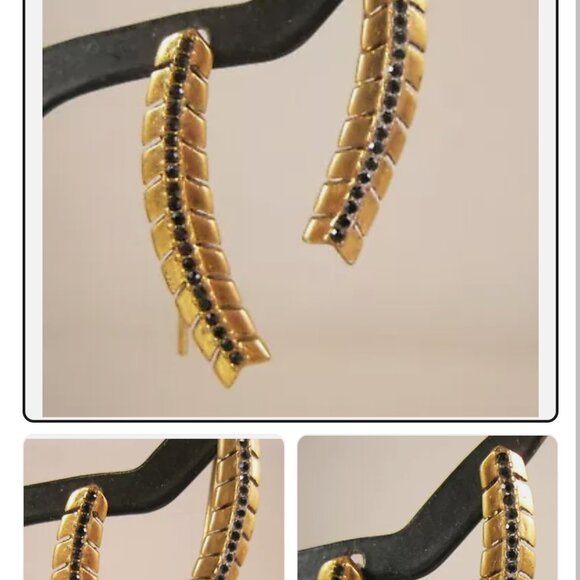 ✨ Stella & Dot Single Ear Crawler – Gold Tone with Black Rhinestones ✨ - Picture 4 of 5